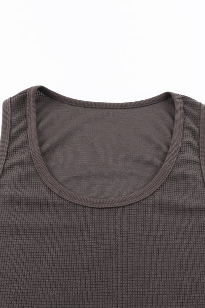 Camiseta sin mangas con cuello en U y tejido gofre liso en color gris oscuro