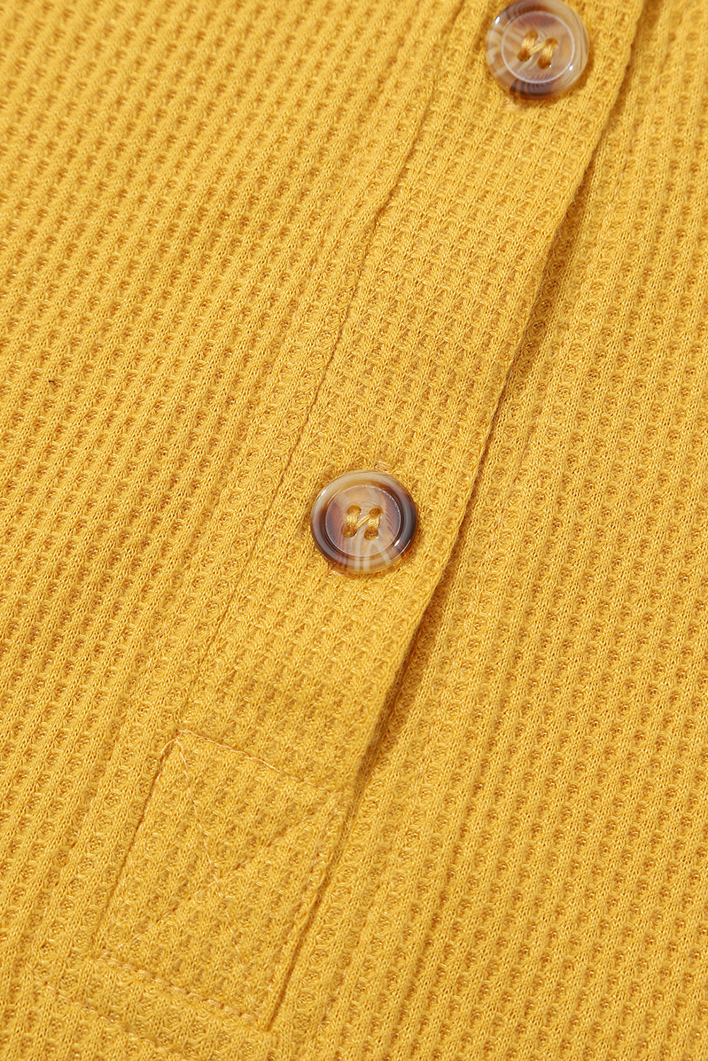 Sudadera con capucha tipo Henley con bolsillos y diseño de patchwork a cuadros en punto gofre amarillo 