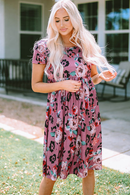 Vestido acampanado de manga corta con estampado de leopardo rojo