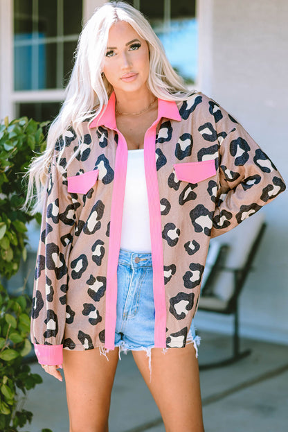 Chaqueta con cuello y ribete en contraste de canalé de leopardo