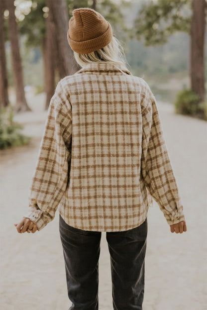 Chaqueta vintage a cuadros con bolsillos grandes en el pecho 