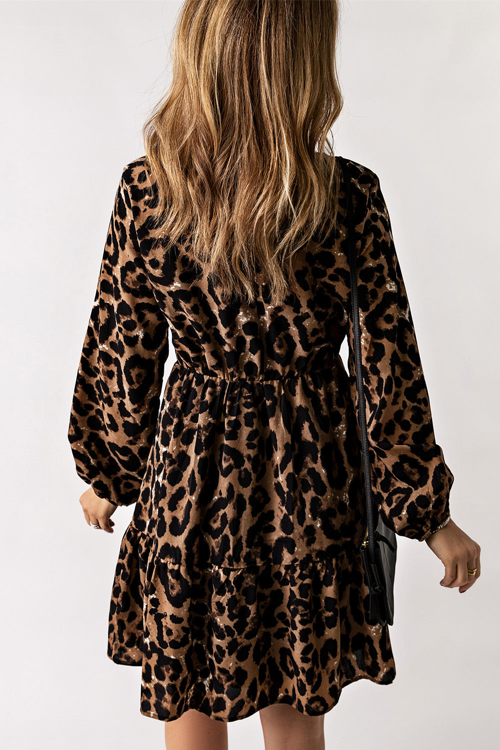 Minivestido con volantes de leopardo