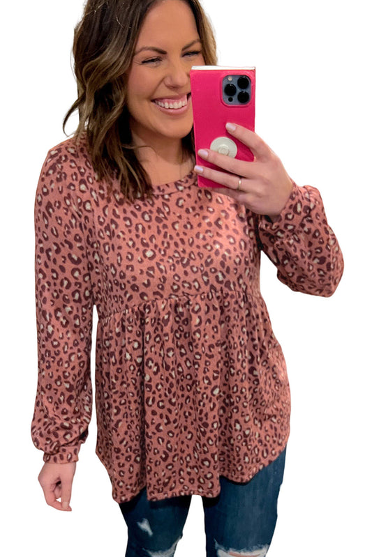 Blusa babydoll con volantes y mangas largas con estampado de leopardo 