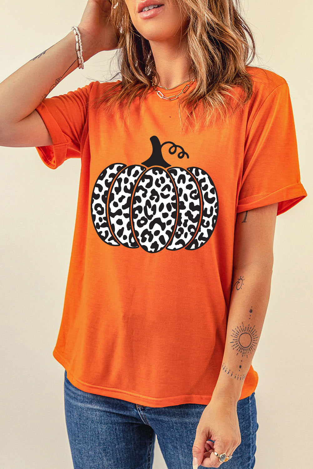 Camiseta de moda diaria con estampado de calabaza y leopardo