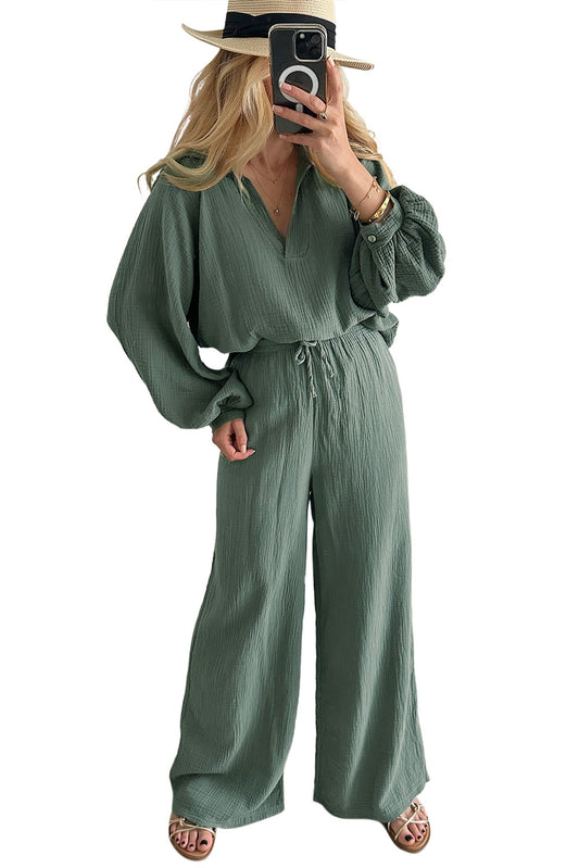 This Set adds eye-catching pizzazz with its Crinkle Split Top & Loose Drawstring Pants! Feminine, fun puff sleeves guarantee to turn heads. Soft, breathable 100% Cotton in Mist Green.