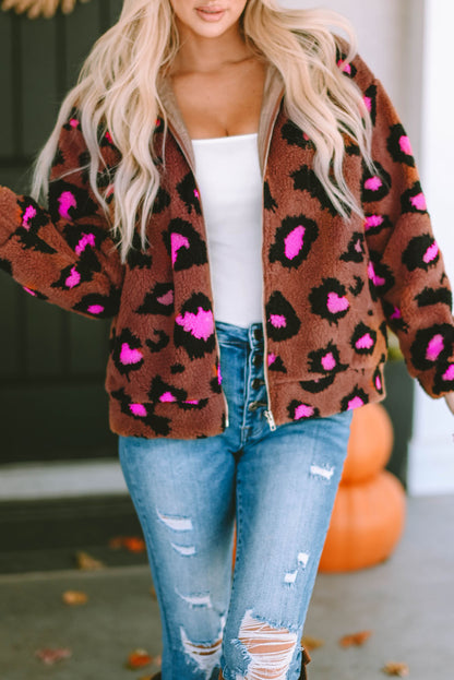 Chaqueta de peluche de sherpa con cuello alto y cremallera de leopardo