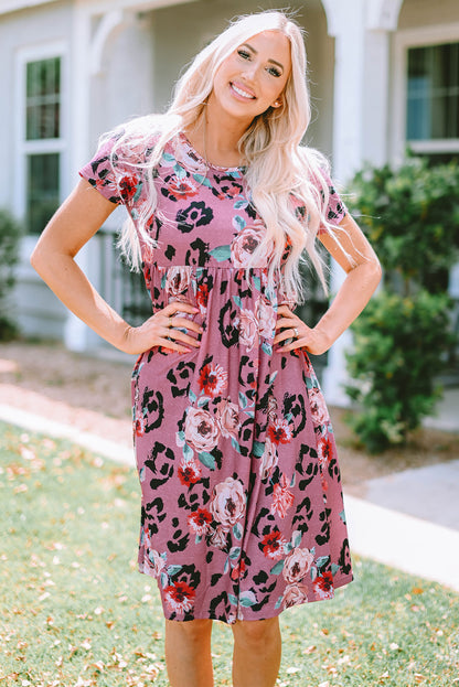 Vestido acampanado de manga corta con estampado de leopardo rojo