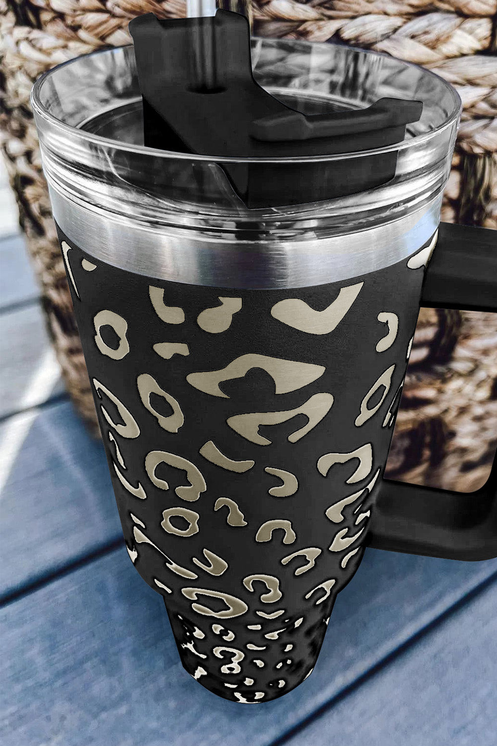 Taza de doble aislamiento con diseño de leopardo