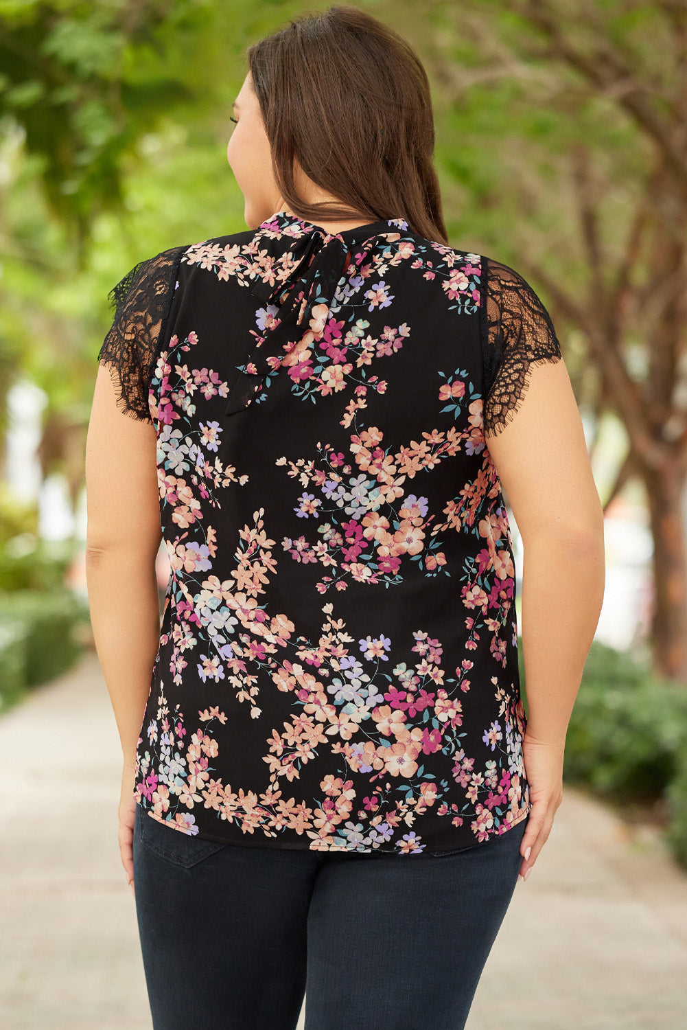 Blusa de manga corta con estampado floral