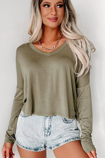 Add some chicness to your wardrobe with the Loose V-Neck Long Sleeve Top—available in cozy rose or leafy green! This top comes in an ultra-soft blend of 65% Polyester, 30% Viscose, and 5% Elastane, so you can rock it in comfort and style. Get yours now at Moodz Boutique!