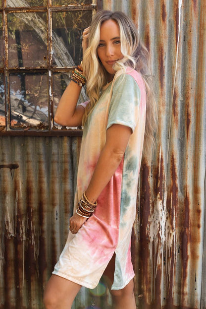 Vestido camisero holgado con abertura y efecto tie dye multicolor