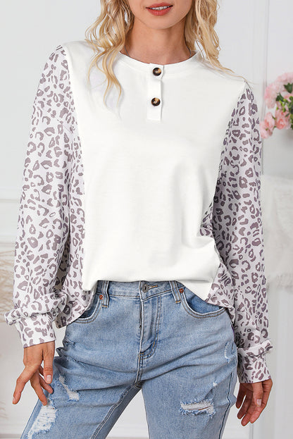 Top Henley con mangas dolman y estampado de leopardo en contraste 