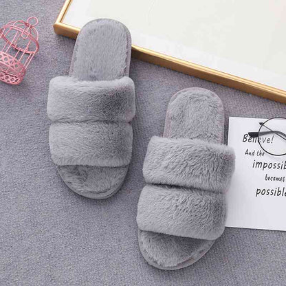 Pantuflas de piel sintética con doble tira