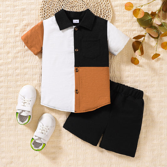 Conjunto de camiseta y pantalones cortos con bloques de color para niños