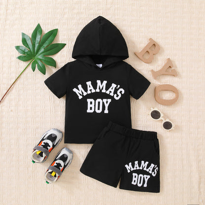 Conjunto de sudadera con capucha y pantalones cortos de manga corta con estampado gráfico MAMA'S BOY para niños