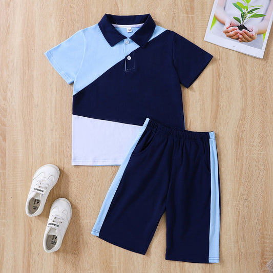 Conjunto de polo y pantalones cortos con bloques de color para niños