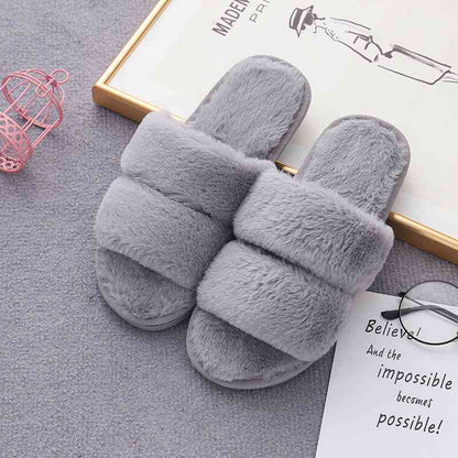 Pantuflas de piel sintética con doble tira