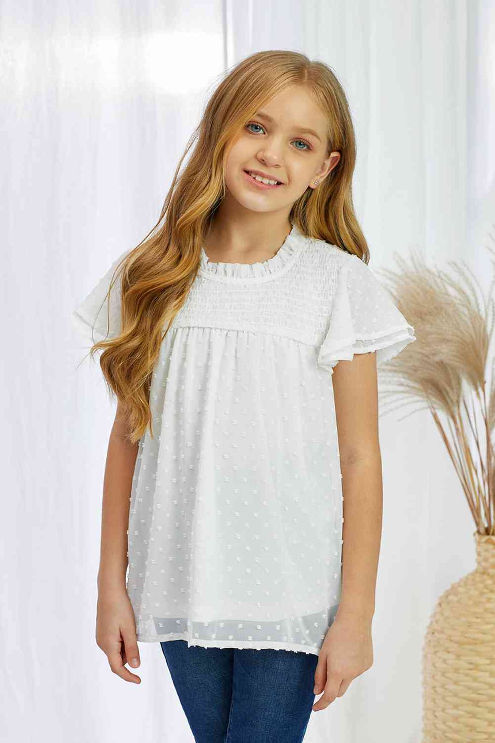 Blusa con mangas abullonadas y fruncido de lunares suizos para niñas