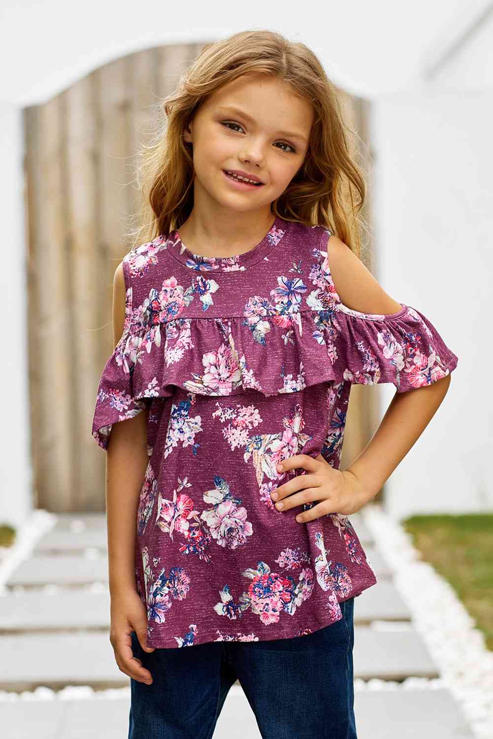 Blusa con volantes y hombros descubiertos con estampado floral para niñas