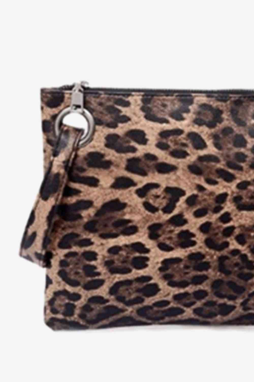 Cartera de piel de leopardo