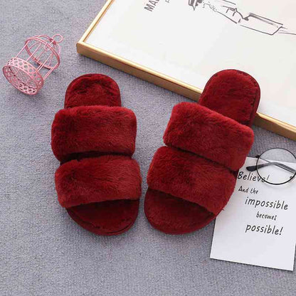 Pantuflas de piel sintética con doble tira