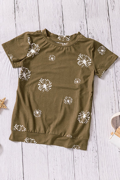 Girls, let your style bloom with this dandelion print t-shirt! Boasting 95% polyester and 5% spandex for a comfy, long-lasting fit, it's an ideal choice for 4-13 year olds!