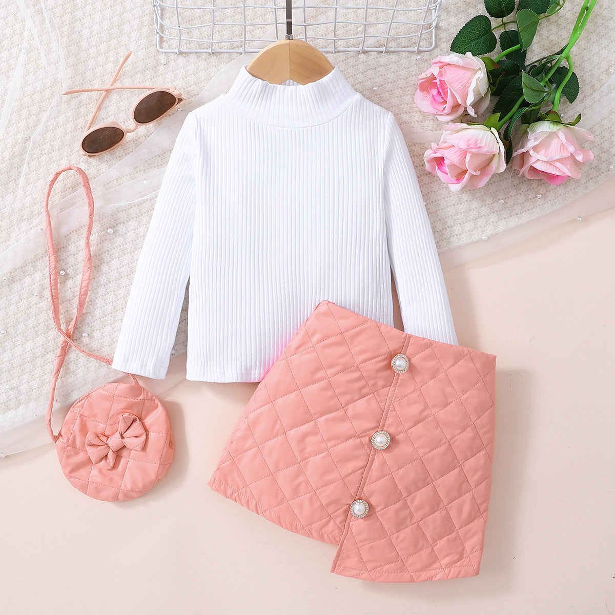 Conjunto de top de punto y falda con botones decorativos para niñas con bolso