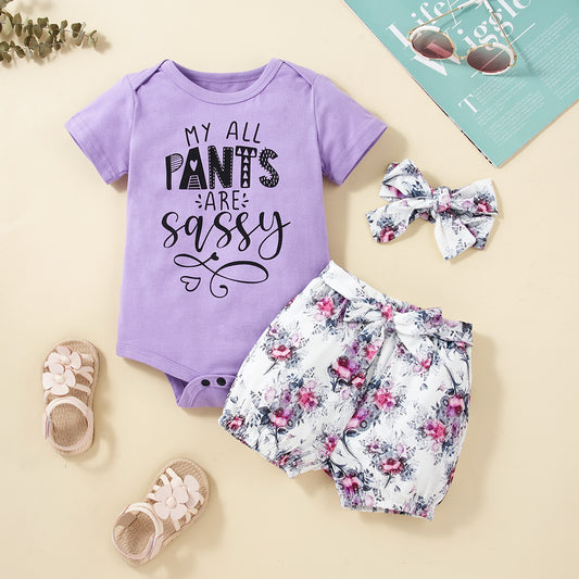 Conjunto de body gráfico y shorts florales MY ALL PANTS ARE SASSY