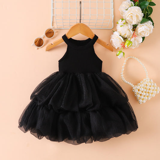 This comfy Ribbed Sleeveless Tulle Dress is the perfect choice for your little one! Its solid pattern, layered neckline, short length, and sleeveless design are crafted from a soft blend of 93% cotton and 7% spandex for a breathable outfit.