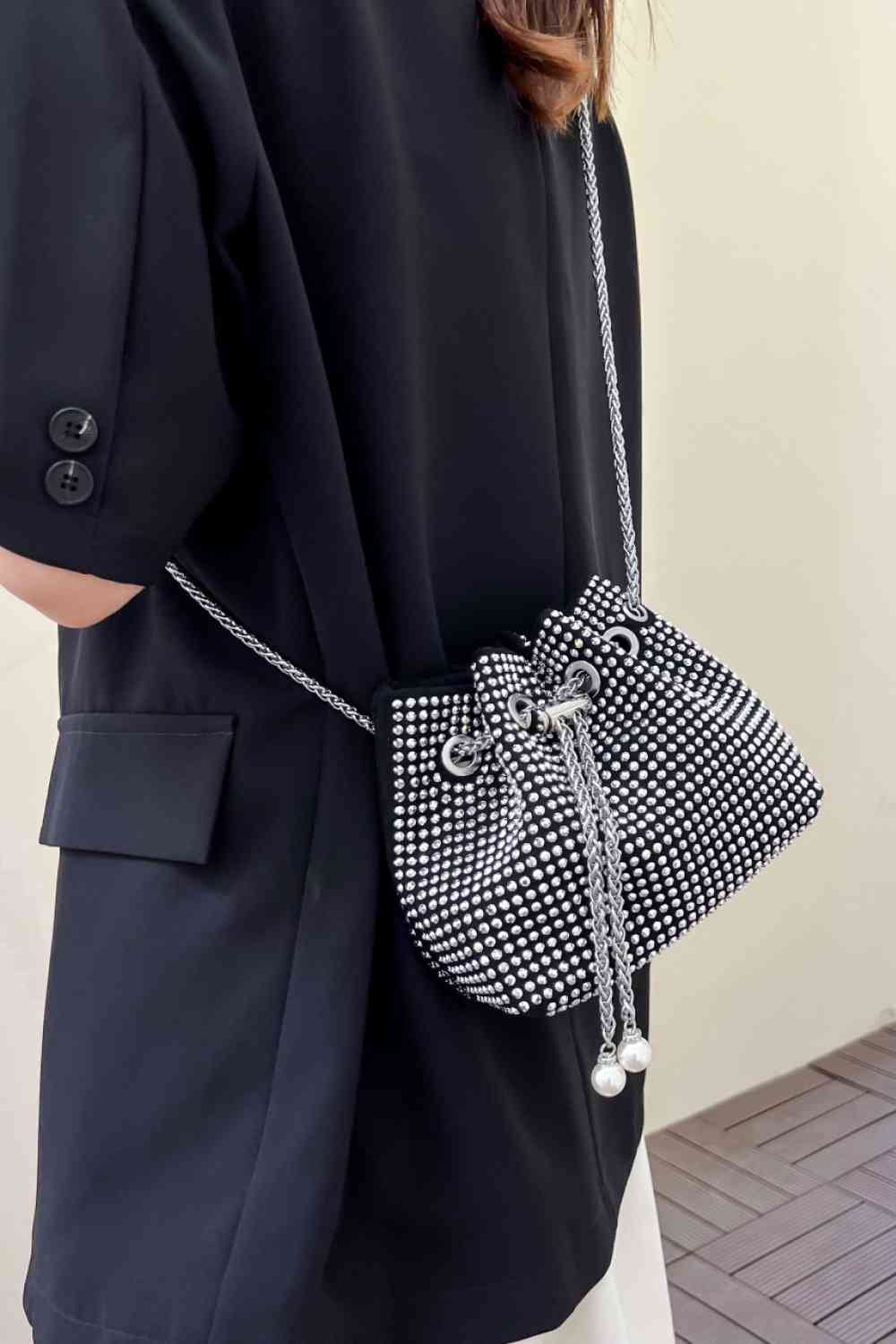 Bolso tipo cubo de poliéster con diamantes de imitación